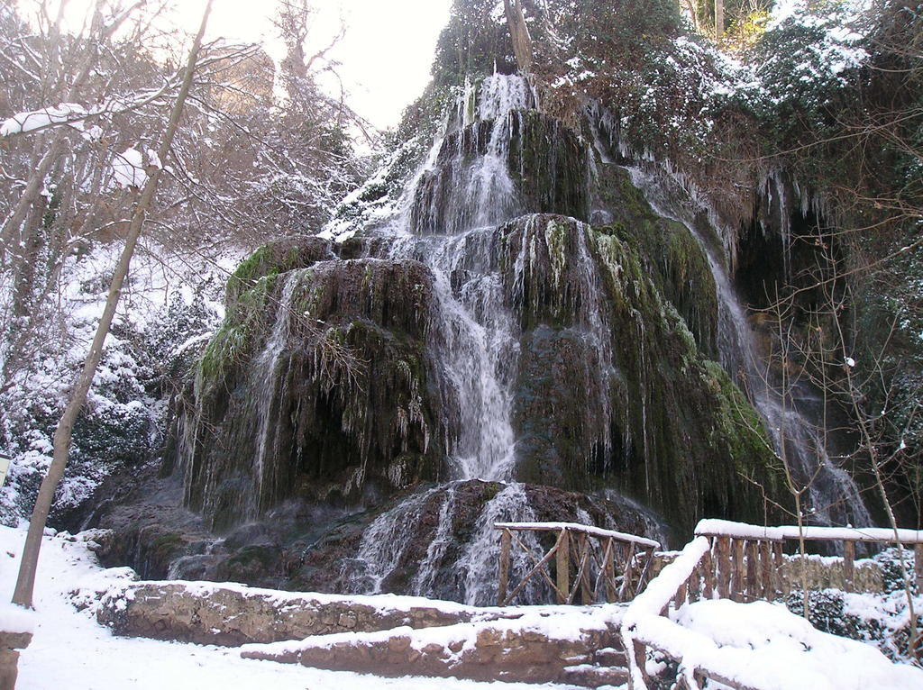 Casa Rural Ruta Del Agua 4 Hab Al Lado Monasterio De Piedra Munébrega Extérieur photo